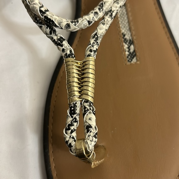 Sandals - Picture 3 of 7